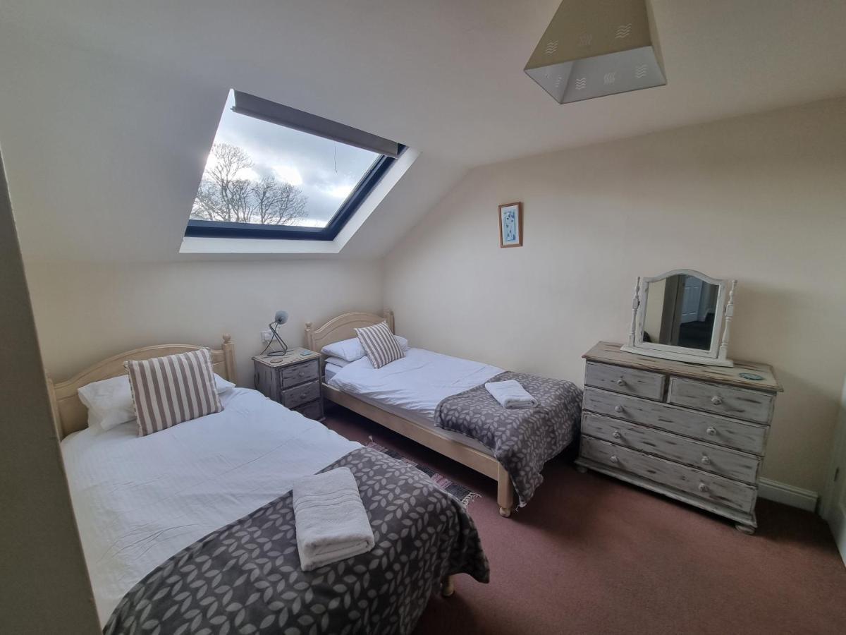 Osprey Meadow Holiday Cottages บีเดล ภายนอก รูปภาพ