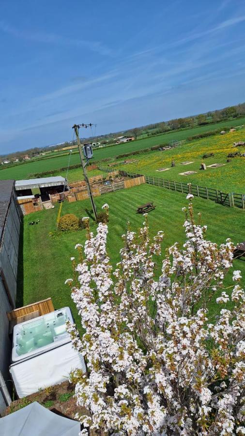 Osprey Meadow Holiday Cottages บีเดล ภายนอก รูปภาพ